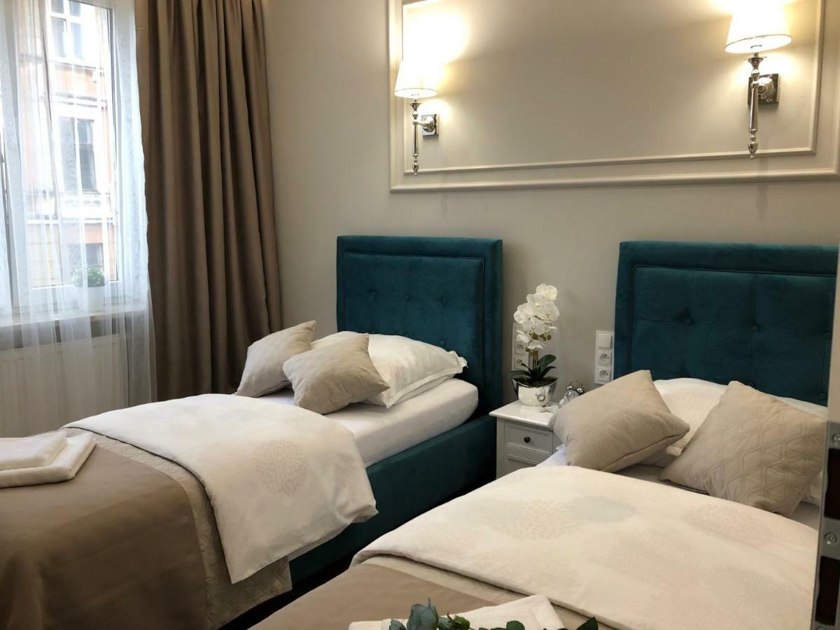 Family & Business Sauna Apartments Plac Wolnosci Centrum Downtow, - Piekny Apartament - 5 Bedroom With Private Sauna, Bath With Hydromassage, Parking, Catering Options Кельце Екстер'єр фото